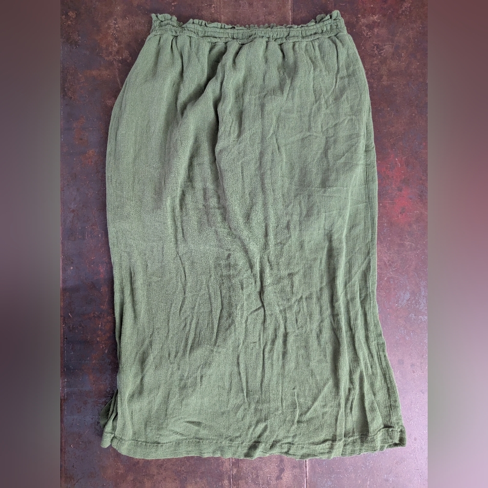 Harper Green Button-Down Skirt - Picture 2 of 7